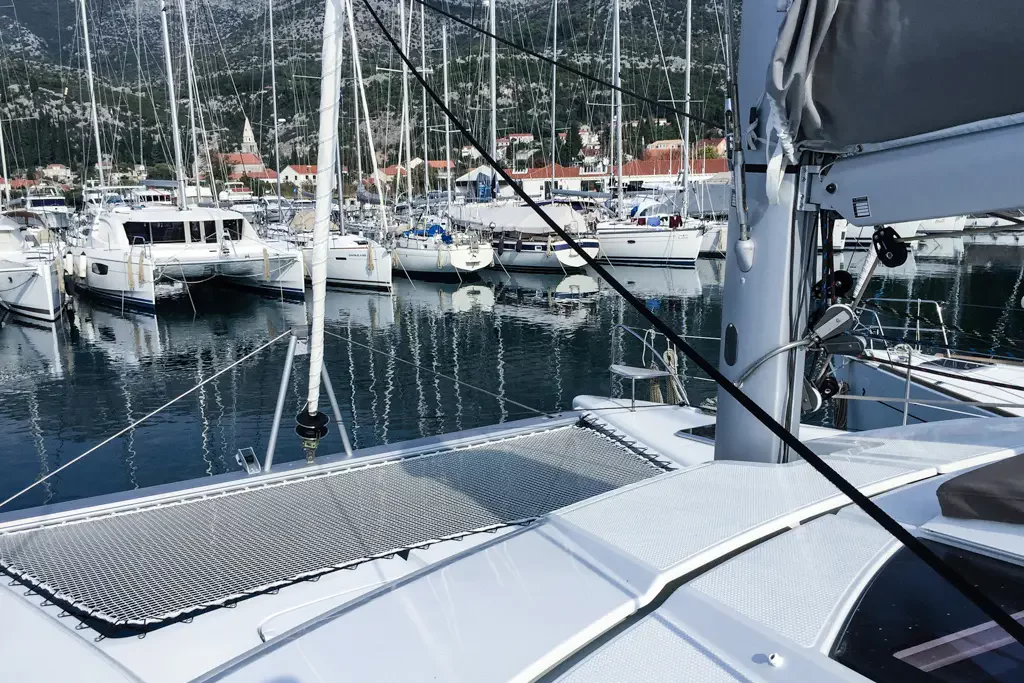 Helia 44 (4 cabs) (Lounge)  - 14