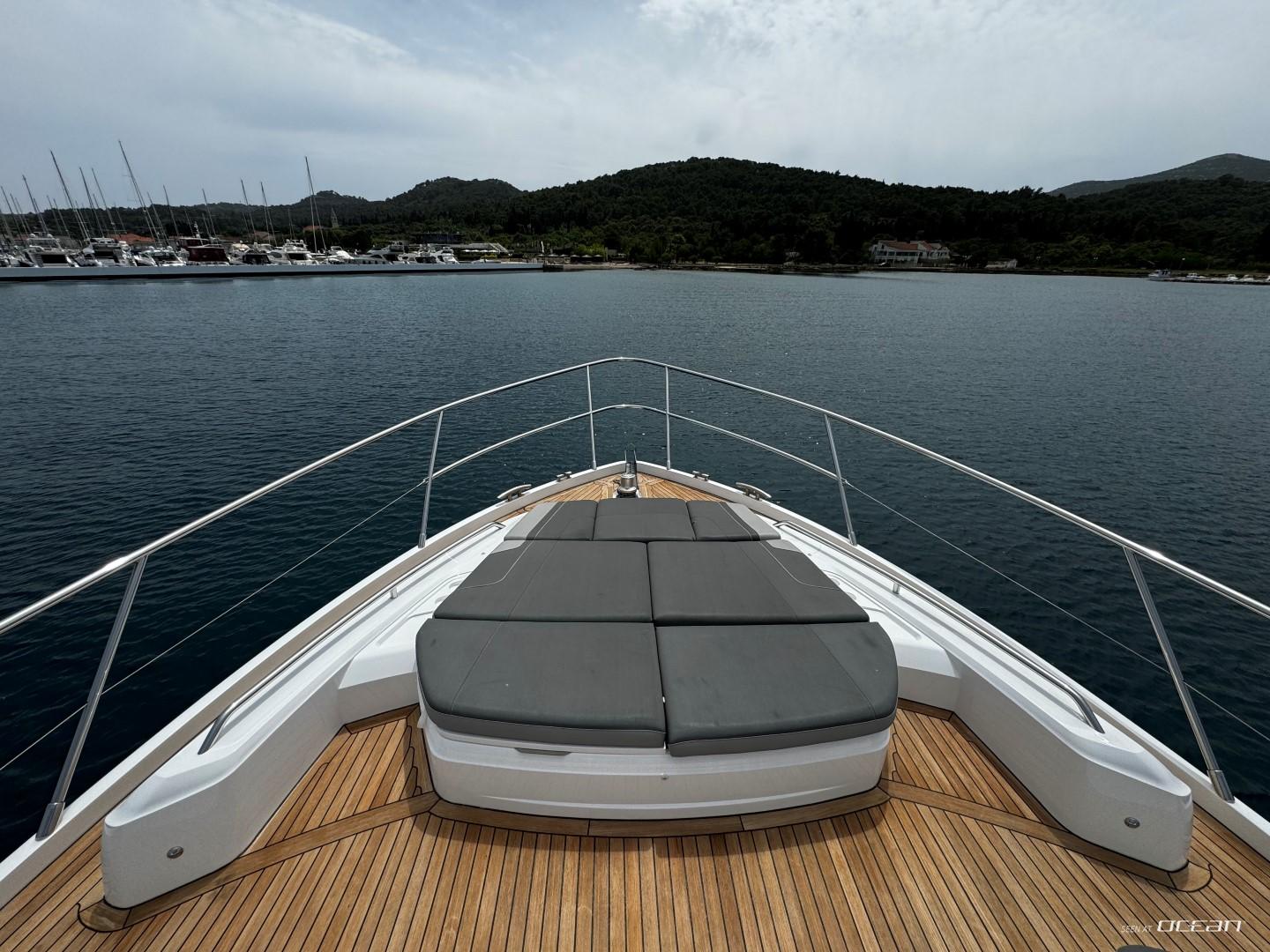 Photo #10 - Princess S65 (MALUHIA) en Podstrana - 23339