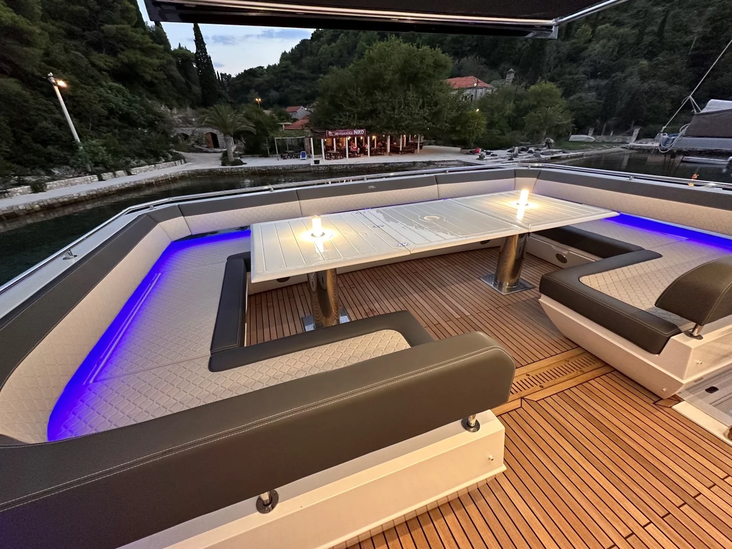 Galeon 680 Fly (PARADISE)  - 10