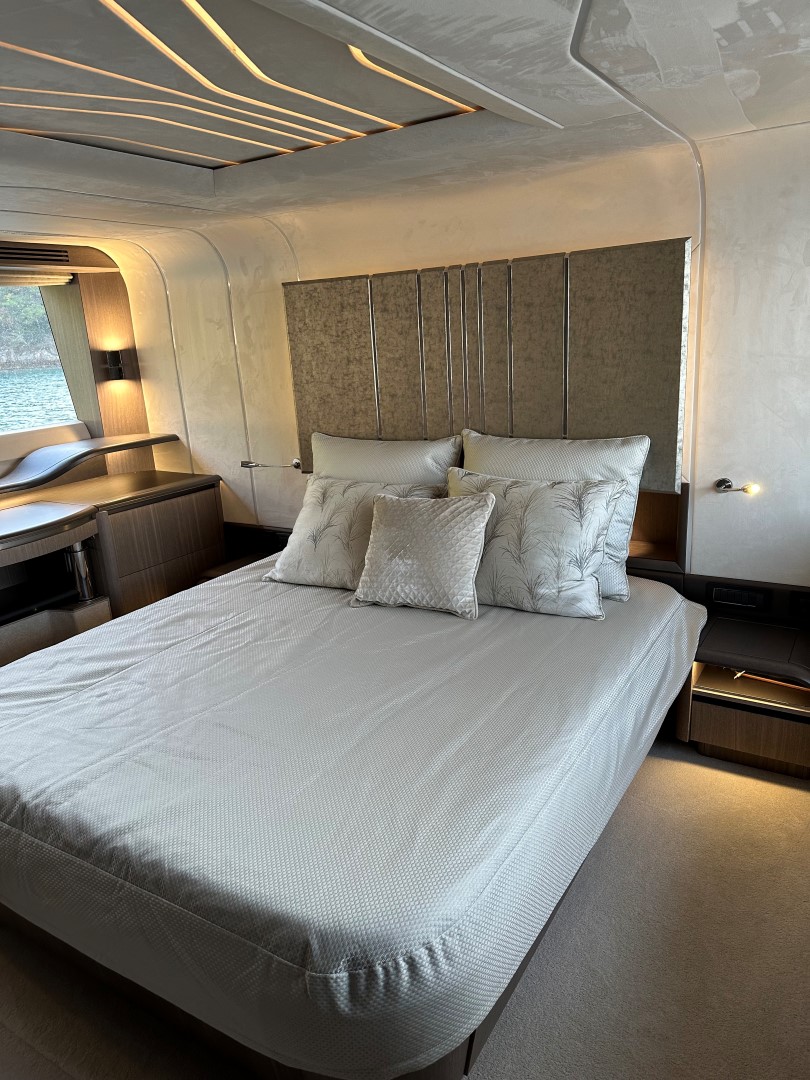 Photo #31 - Galeon 680 Fly (PARADISE) in Dubrovnik - 23341