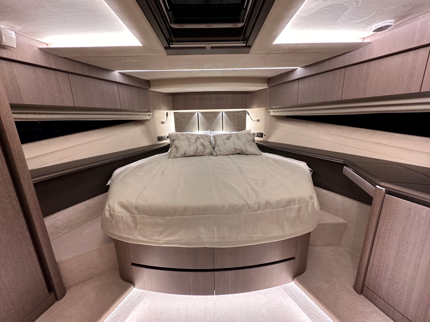 Photo #24 - Galeon 680 Fly (PARADISE) in Dubrovnik - 23341