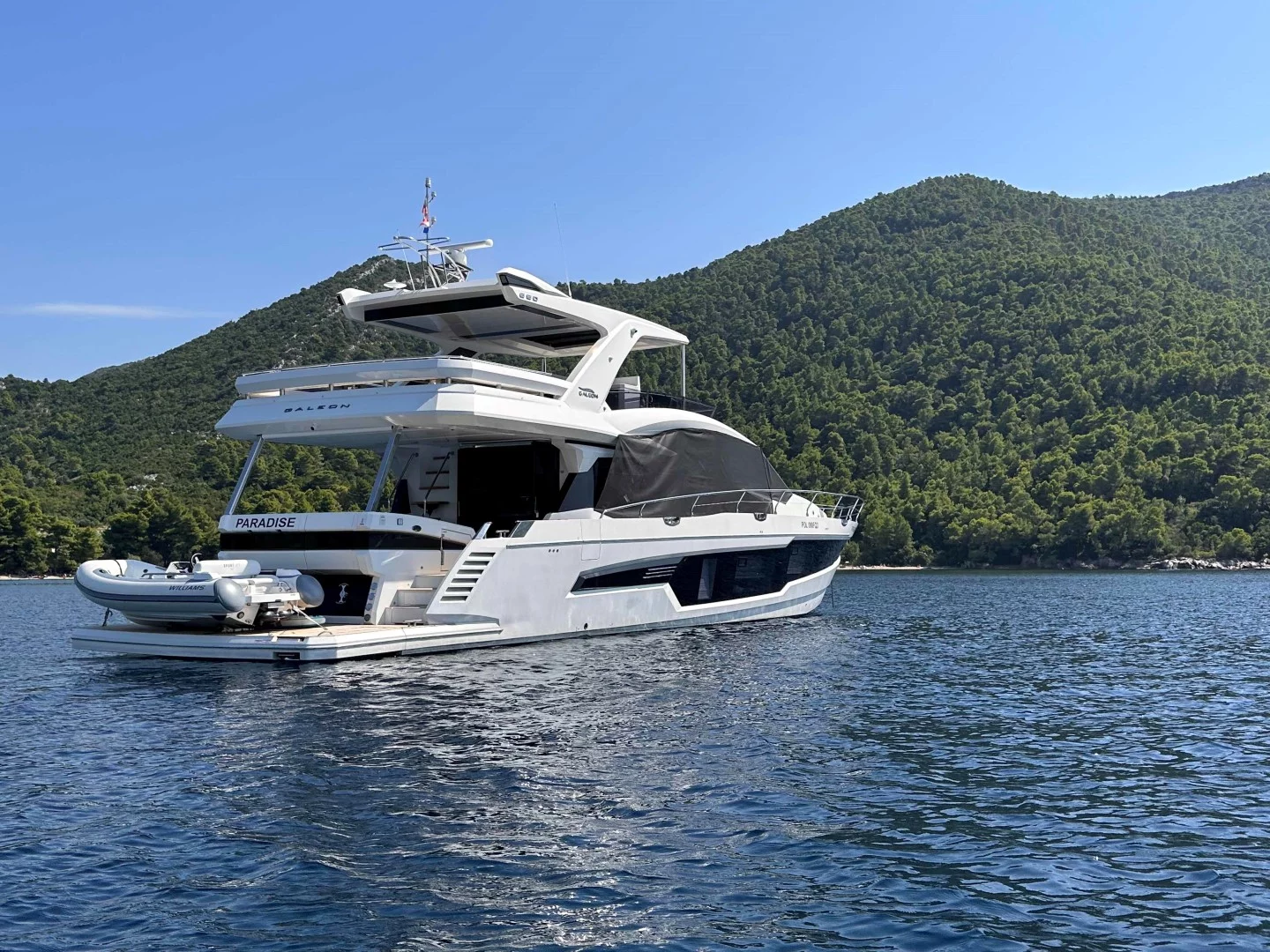 Galeon 680 Fly (PARADISE)  - 26