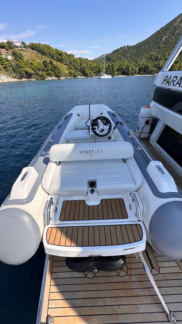 Photo #5 - Galeon 680 Fly (PARADISE) in Dubrovnik - 23341