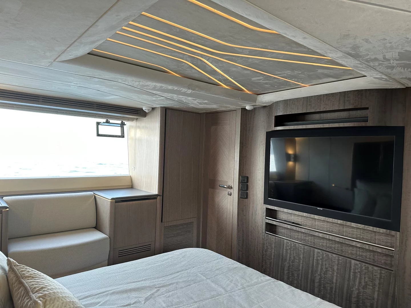 Galeon 680 Fly (PARADISE)  - 27