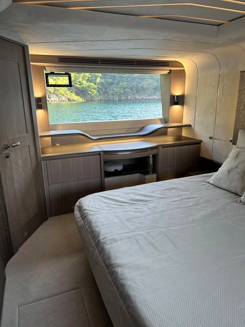 Galeon 680 Fly (PARADISE)  - 25