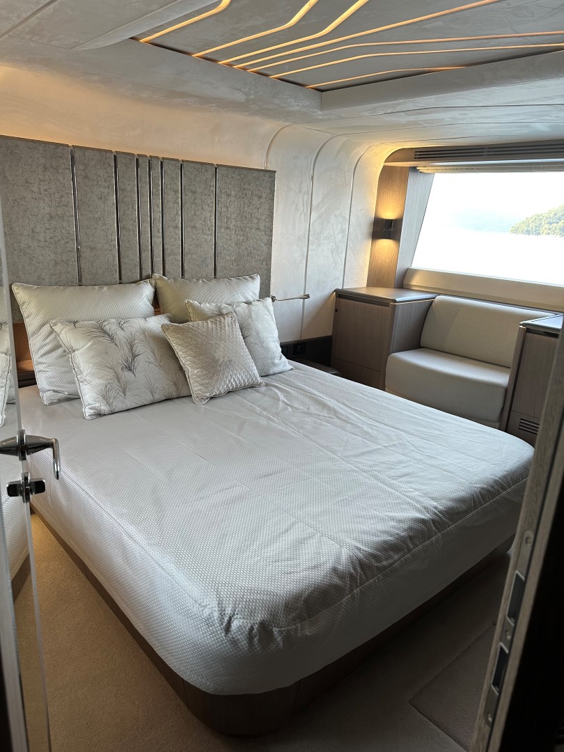 Photo #12 - Galeon 680 Fly (PARADISE) in Dubrovnik - 23341