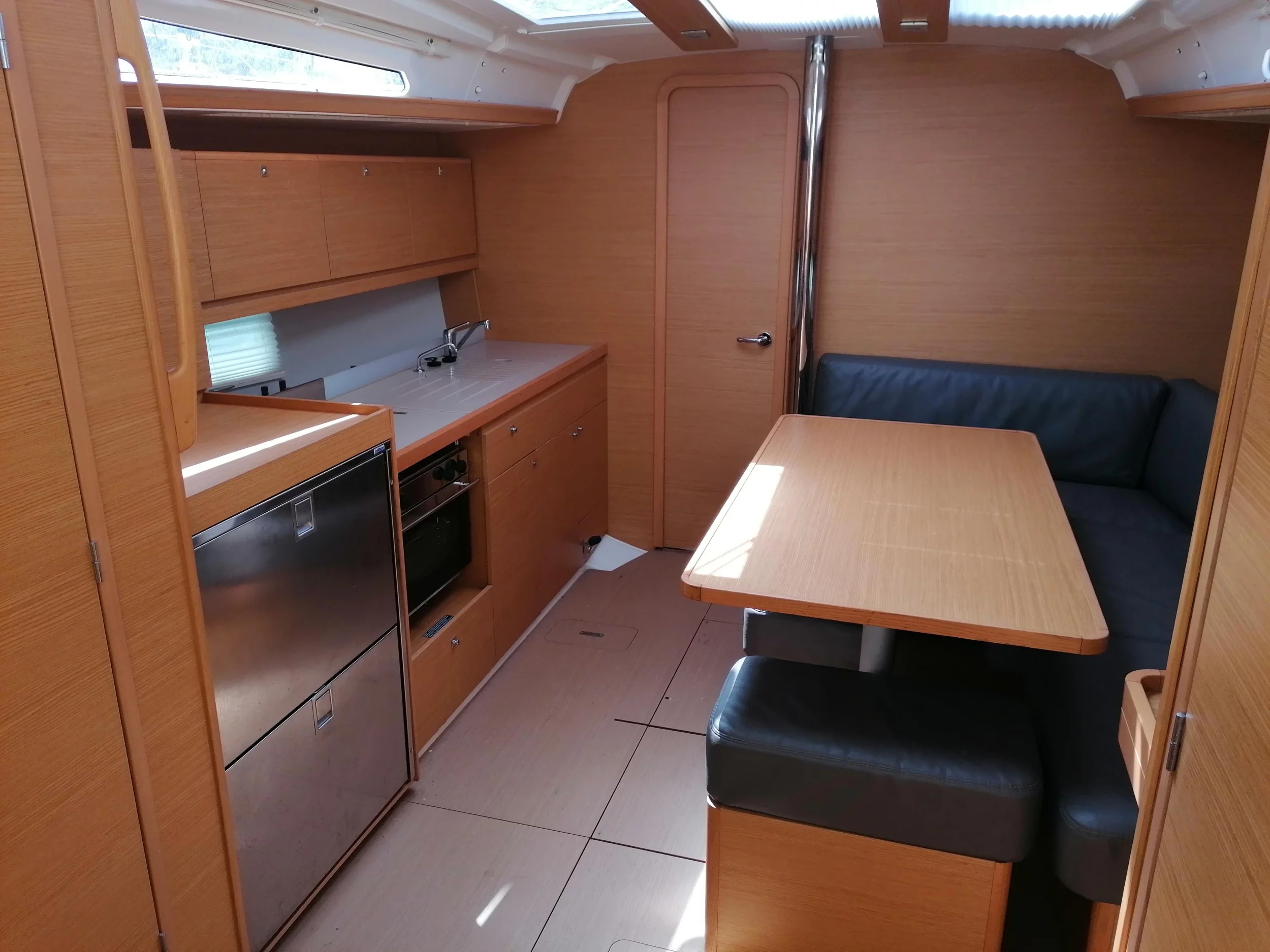 Dufour 390 Grand Large (Parbleu)  - 8