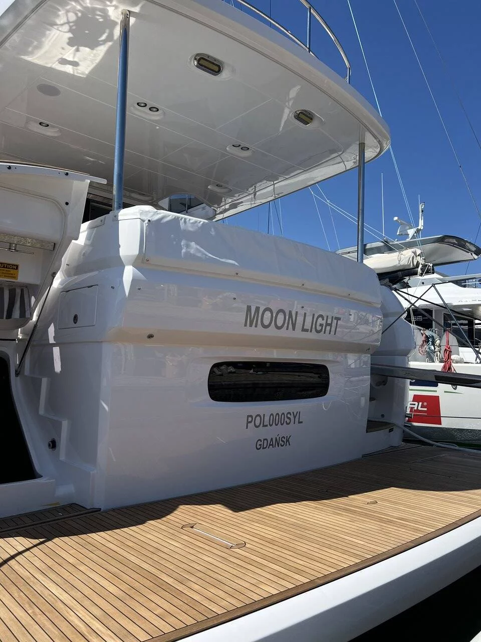 Azimut Magellano 66 (Moon Light)  - 6