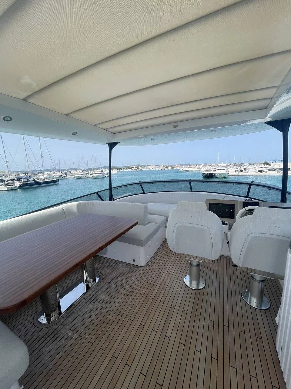 Azimut Magellano 66 (Moon Light)  - 30