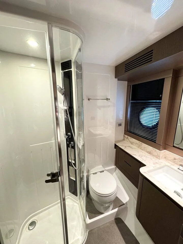 Azimut Magellano 66 (Moon Light)  - 37
