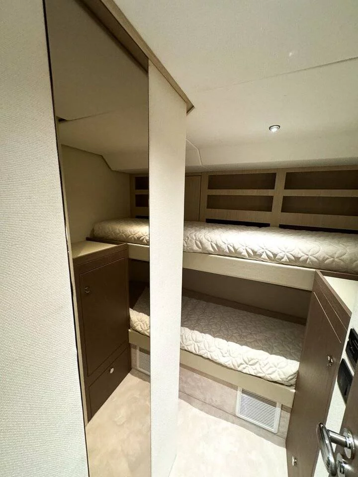 Azimut Magellano 66 (Moon Light)  - 47