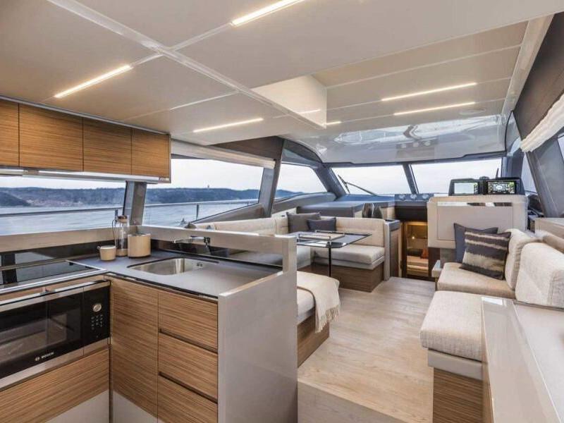 Photo #14 - Ferretti 450 (Lady Esmeralda) in Podstrana - 23359