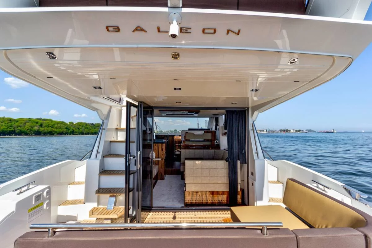 Galeon 420 Fly (Amber Blue)  - 26