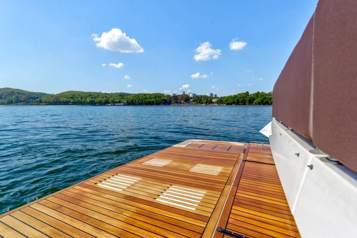 Galeon 420 Fly (Amber Blue)  - 6