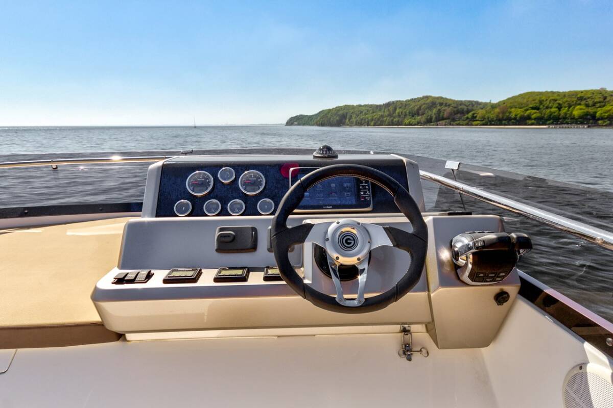 Photo #3 - Galeon 420 Fly (Amber Blue) in Sukosan - 23360