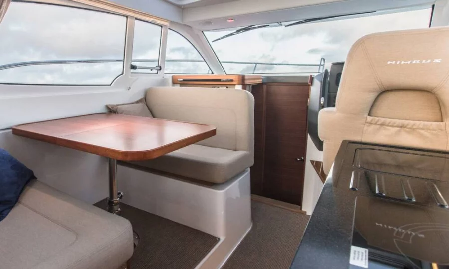 Nimbus 305 Coupe (Fourlux II)  - 14