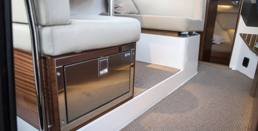 Nimbus 305 Coupe (Fourlux II)  - 9