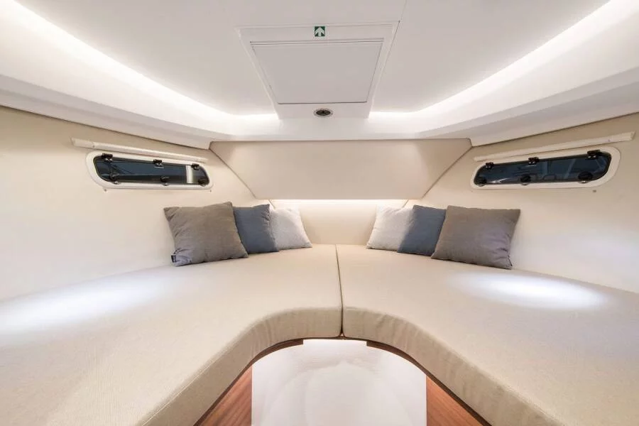 Nimbus 305 Coupe (Fourlux II)  - 19