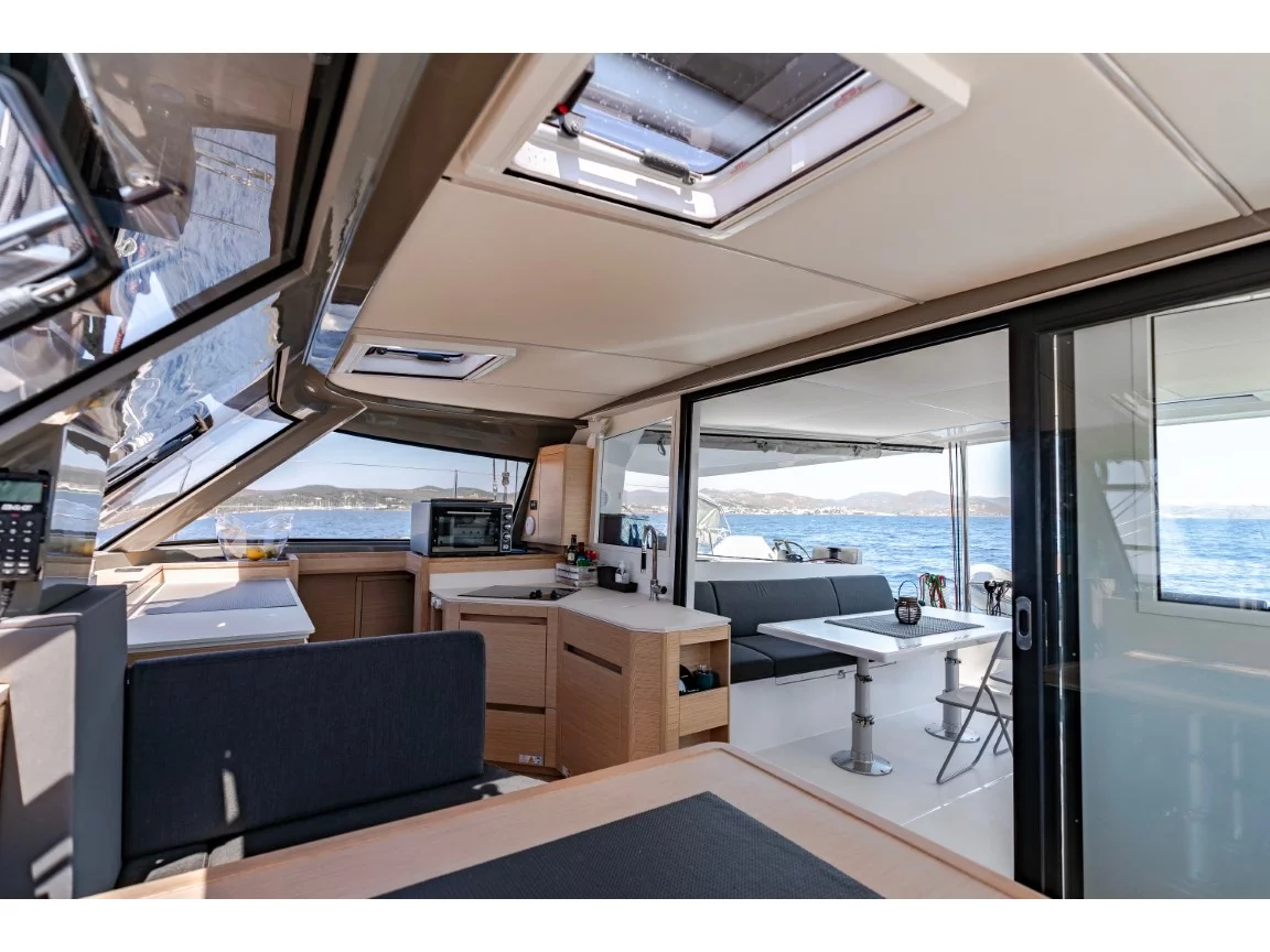 Nautitech 40 (SoMi) Interior image - 8