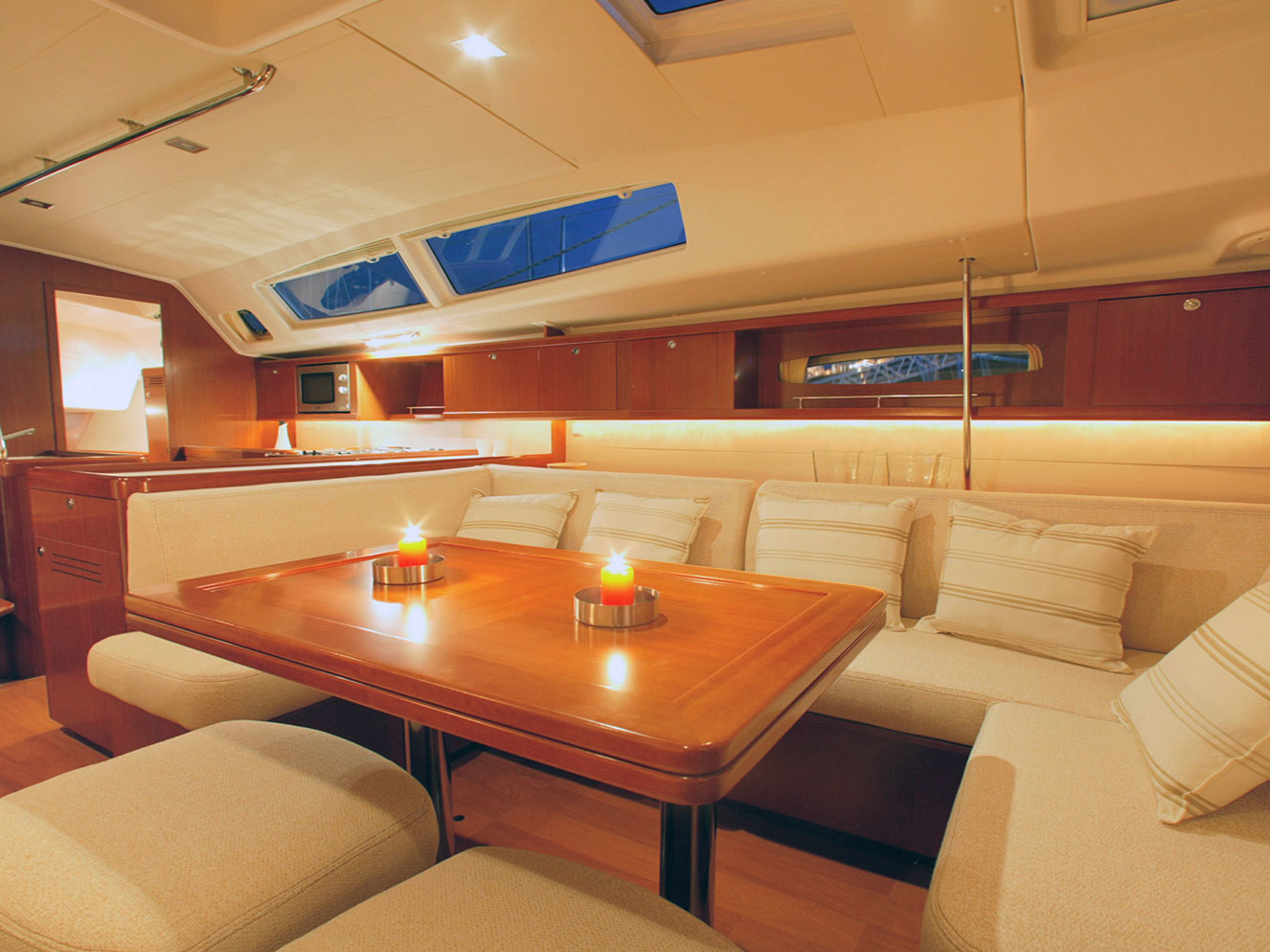Photo #7 - Oceanis 46 (Anegada) in Athen - 23378