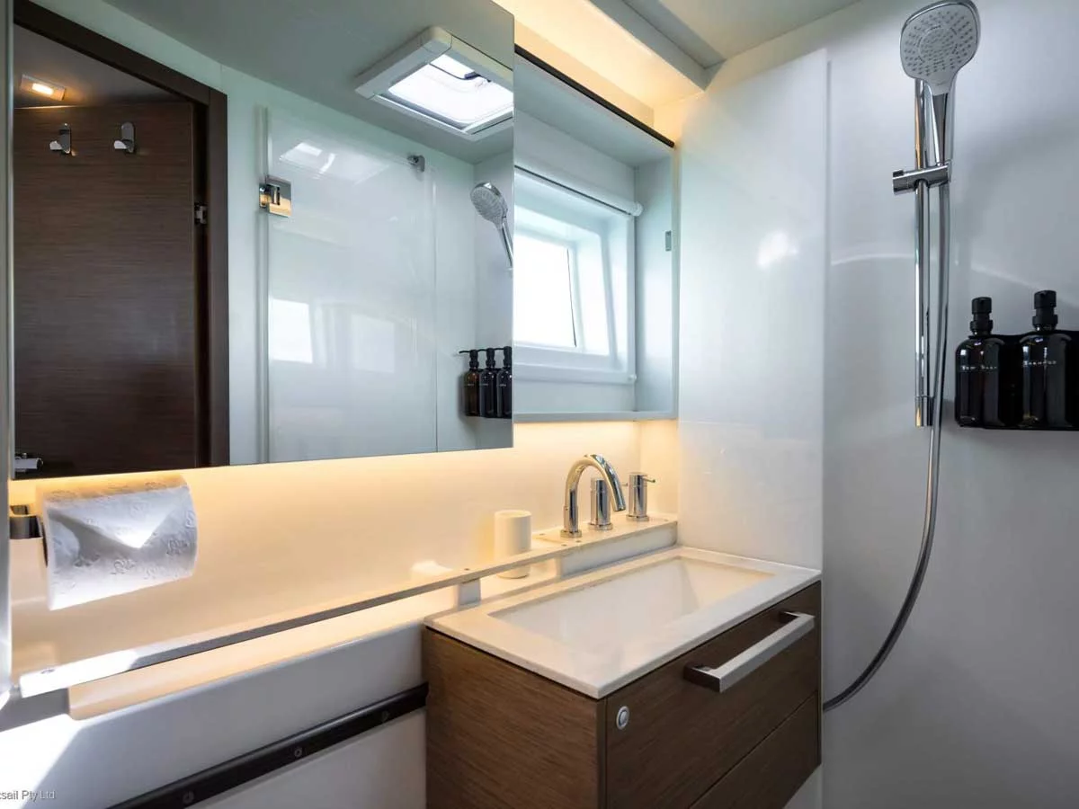 Lagoon 50 (Ocean Mist)  - 12