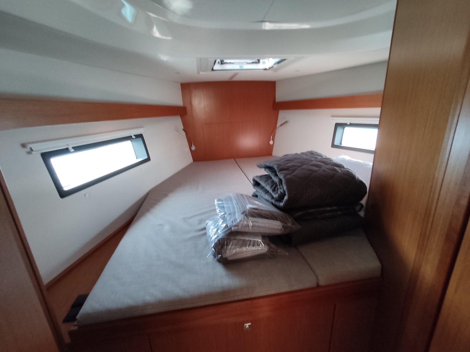 Photo #4 - Bavaria C42 (Nirvana) in Volos - 15750