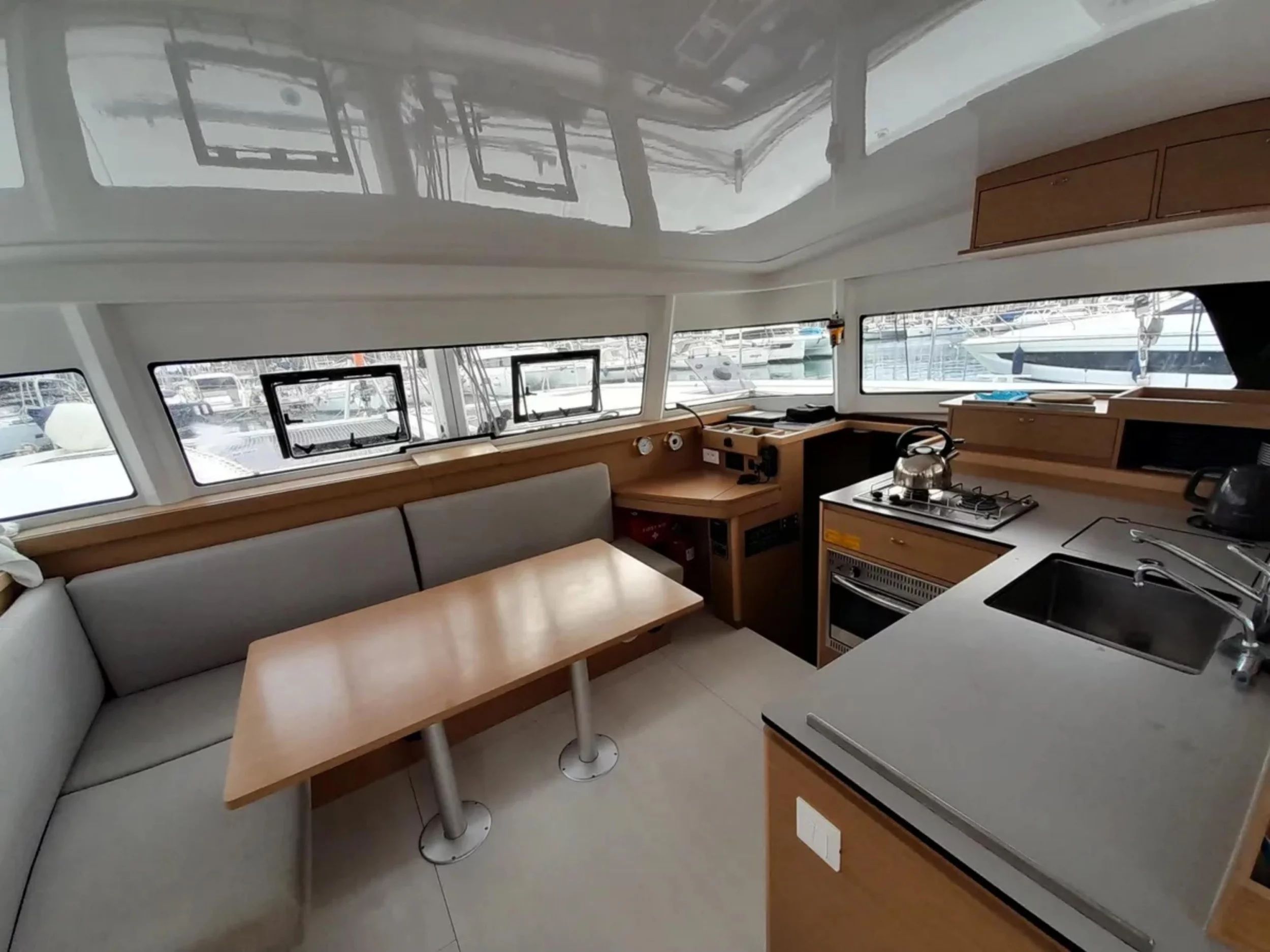 Excess 11 (Saint Andrew) Interior image - 2