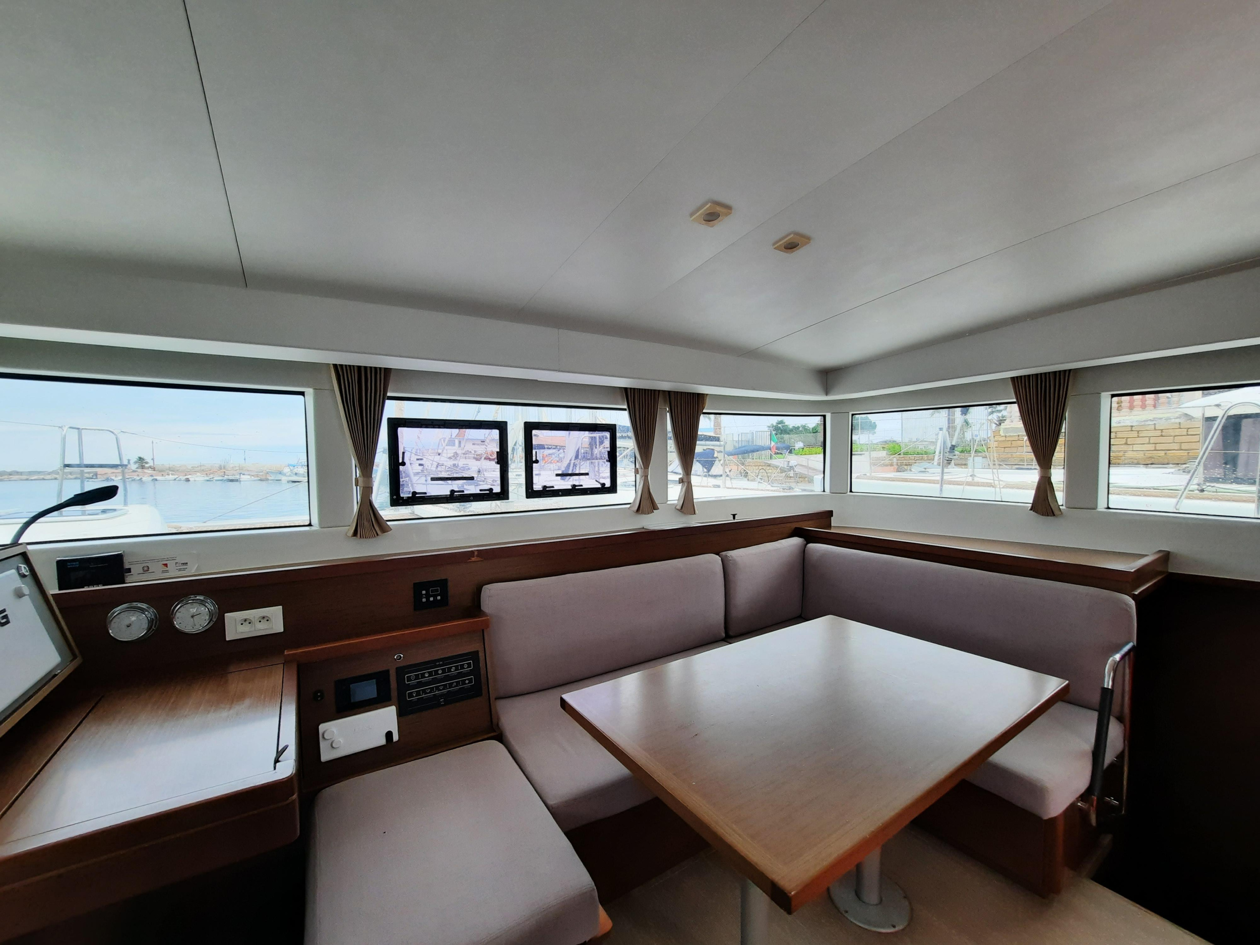 Photo #2 - Lagoon 40 (Senza Meta ( and )) in Portorosa - 14498