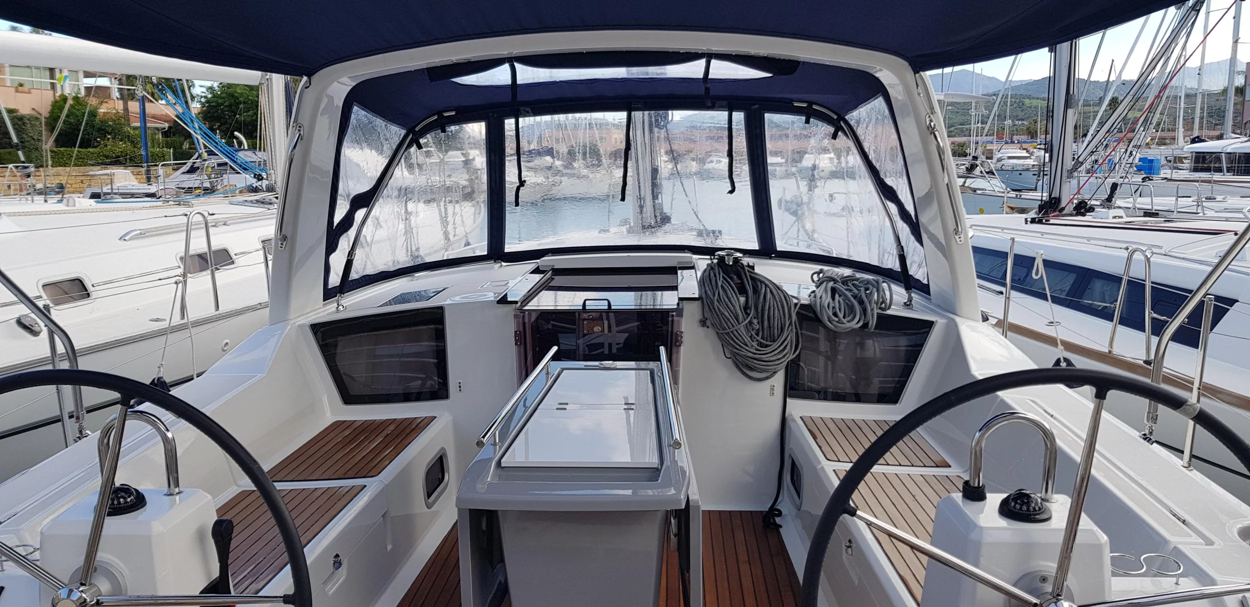 Oceanis 41.1 (Senza Frontiere)  - 4