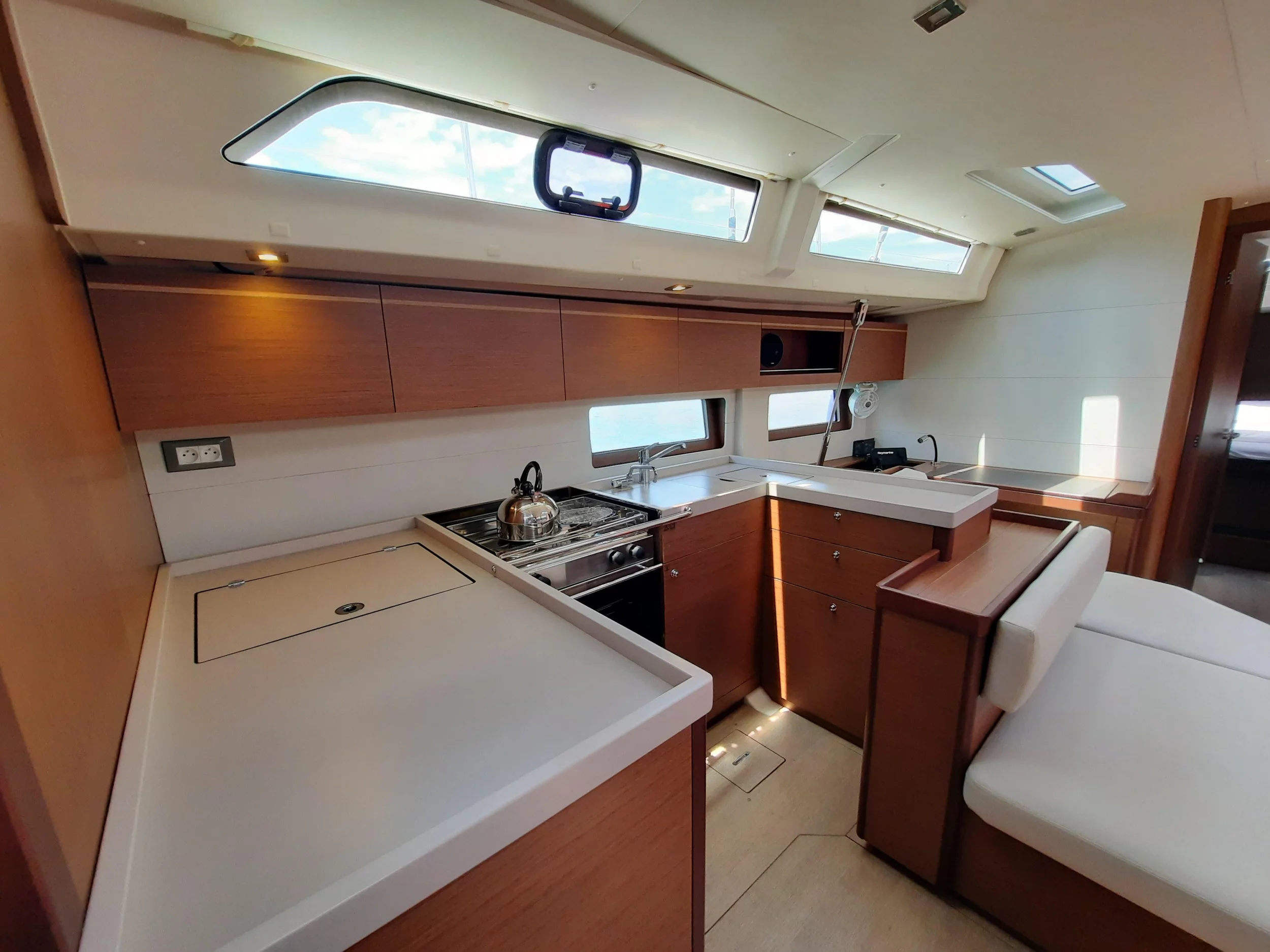 Oceanis 51.1 (Senza Confini II)  - 6