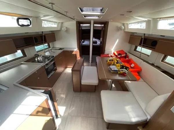 Oceanis 46.1 (Senza Ostacoli) Interior image - 11