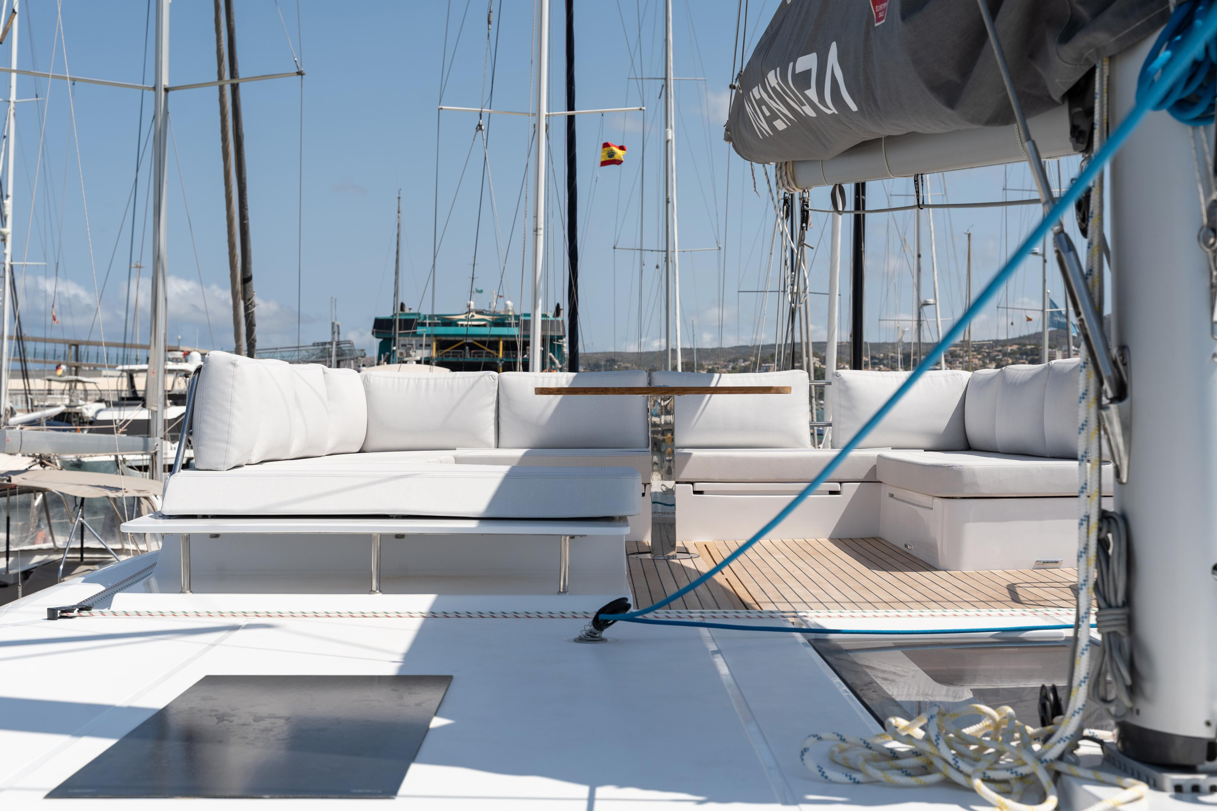 Photo #14 - Aventura 45 (Indigo) in Denia - 23065
