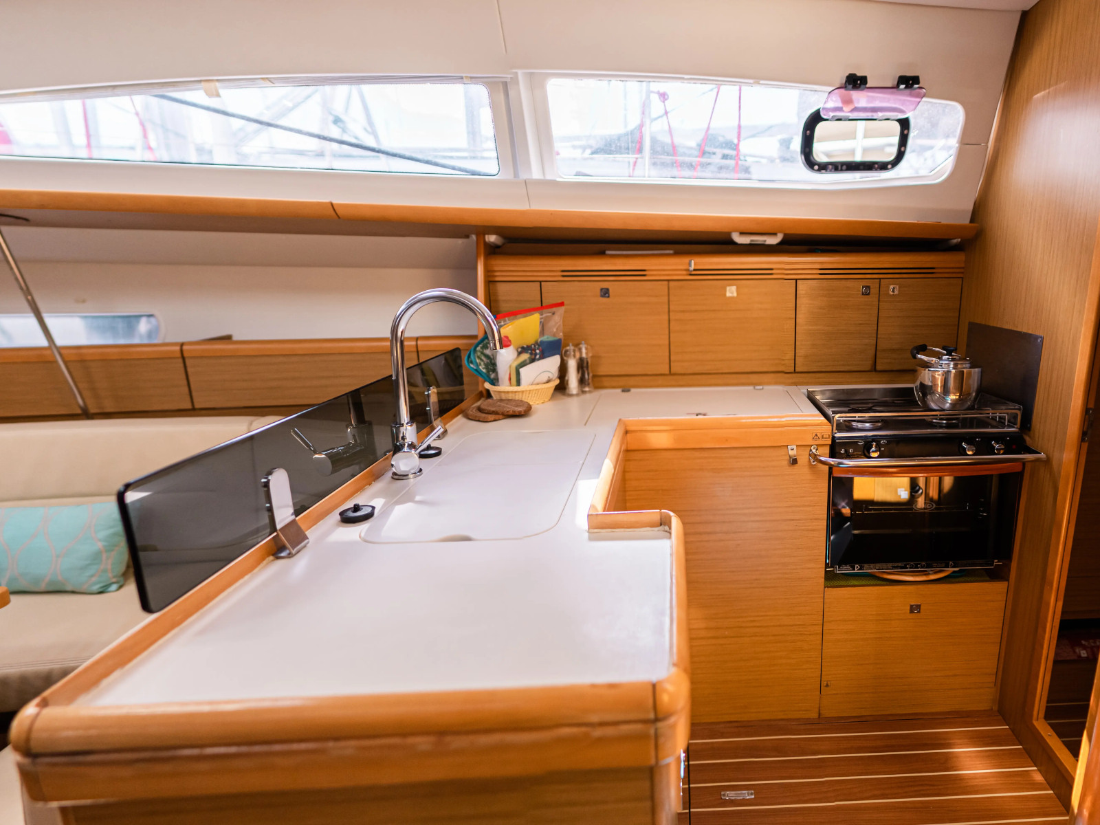 Photo #5 - Sun Odyssey 42DS (Gaia 2) in Lefkada - 23418