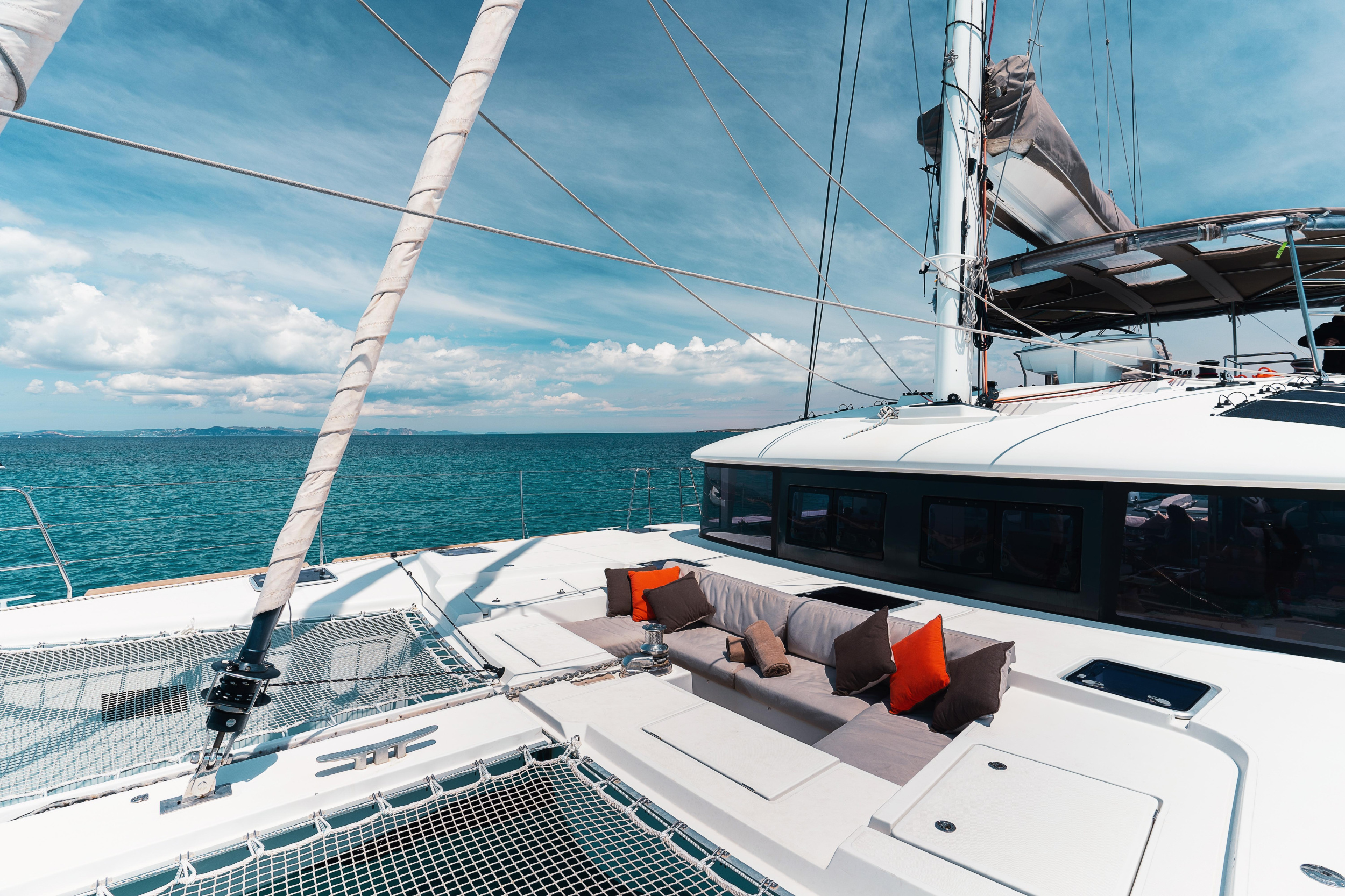 Photo #17 - Lagoon 560 S2 FULL EQUIPE LUXE (Baltsar) in Sant Antoni de Portmany - 17808