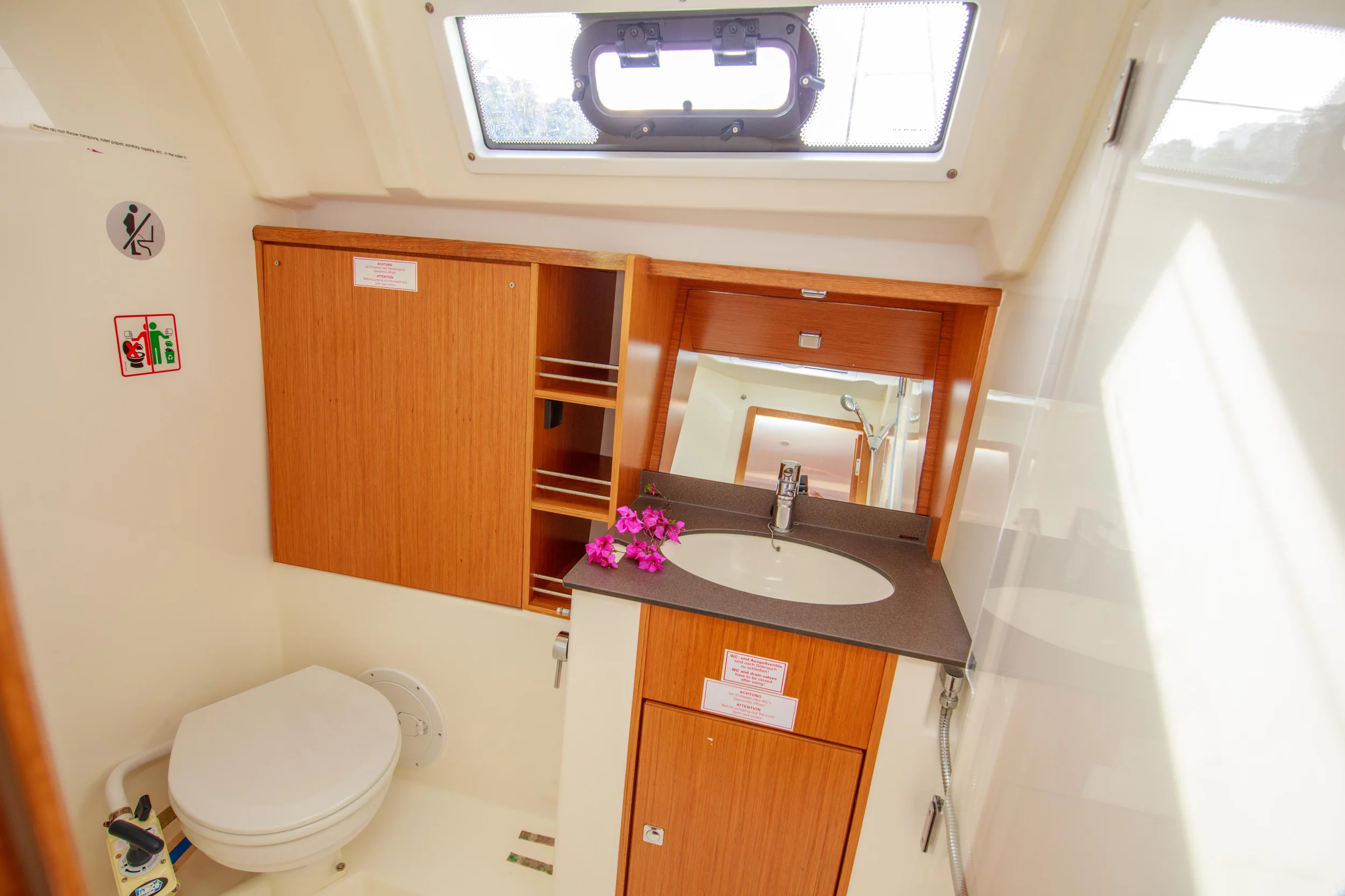 Bavaria 41 Cruiser (Tangram)  - 16