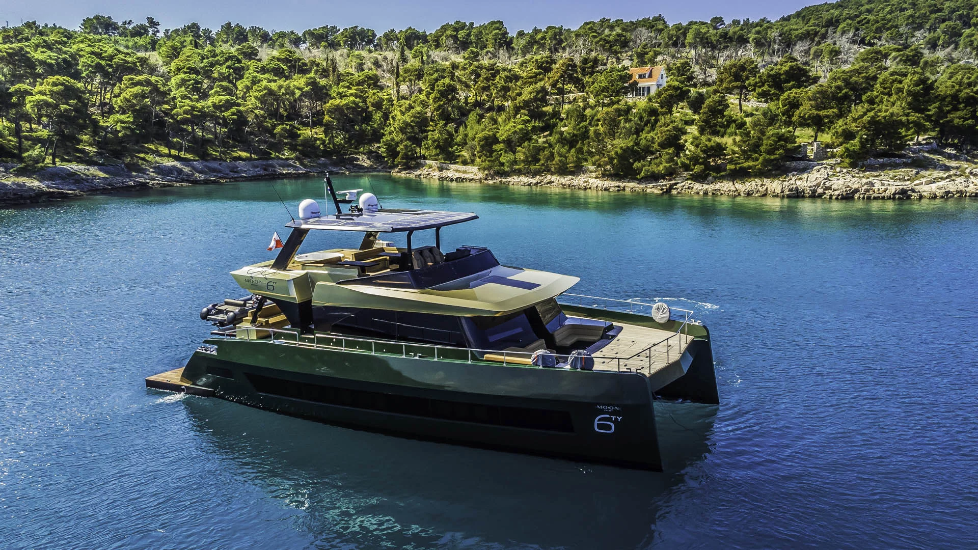 Moon Yacht 60 (Over The Moon)  - 17