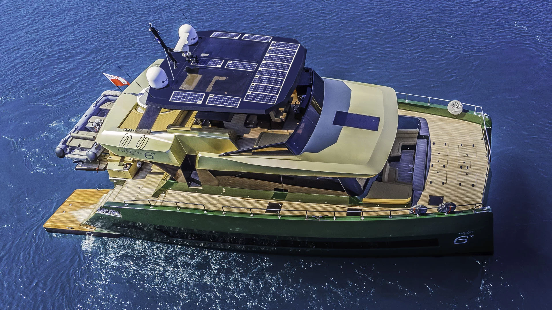 Moon Yacht 60 (Over The Moon)  - 19