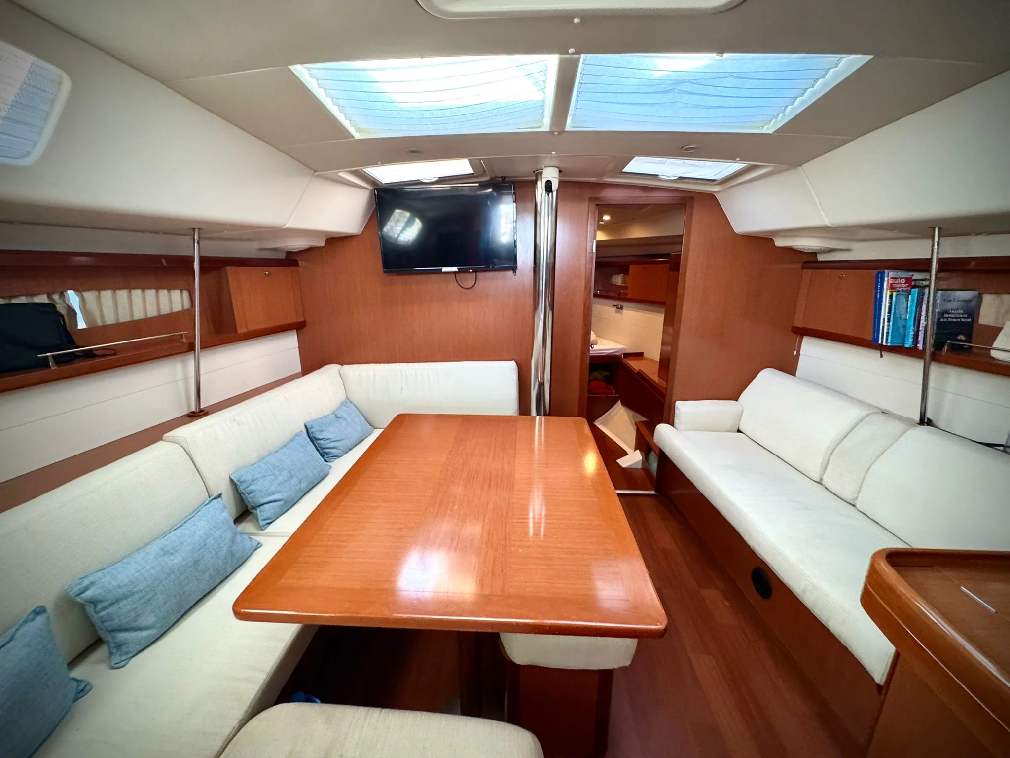 Oceanis 46 (Viento)  - 2