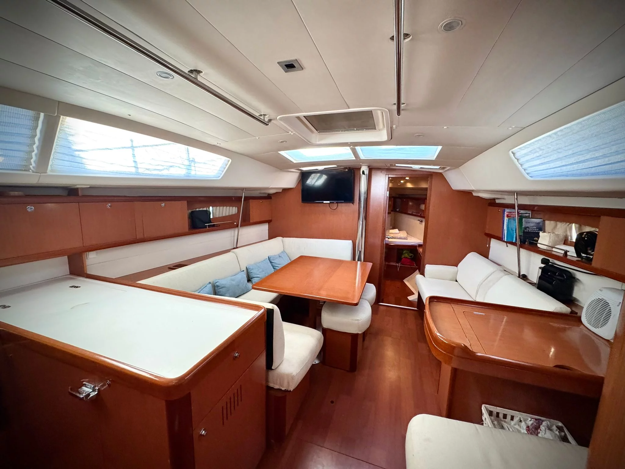 Oceanis 46 (Viento)  - 30