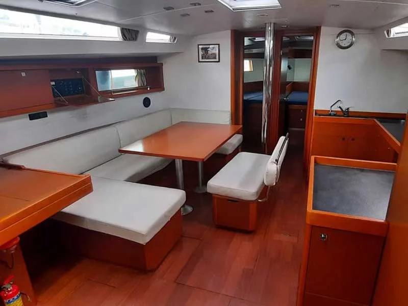 Oceanis 48.5 (Vanitosa) Interior image - 1