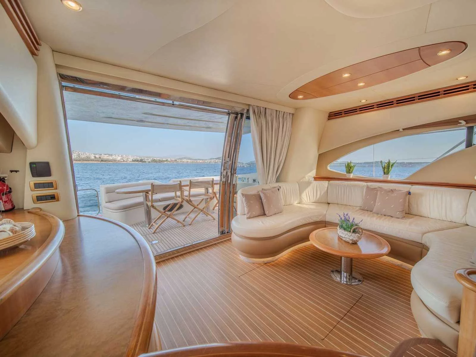 Azimut 64 (Grace)  - 11