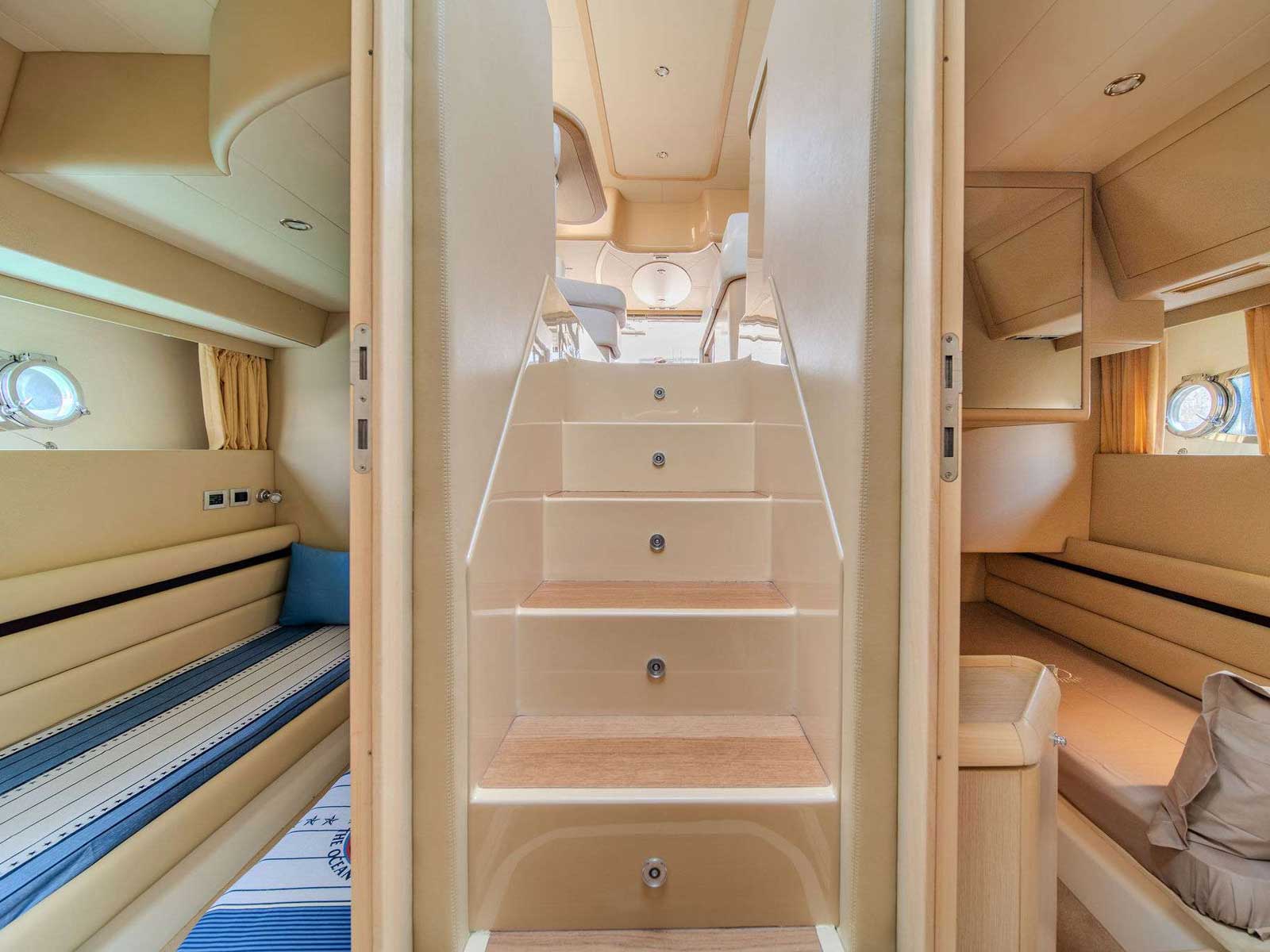 Photo #5 - Ferretti 550 (Carte Blanche) en Lavrion - 23454