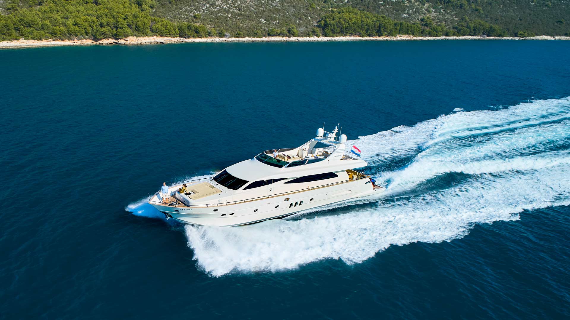 Photo #6 - Canados 86 (Karisma) en Baska Voda - 23431