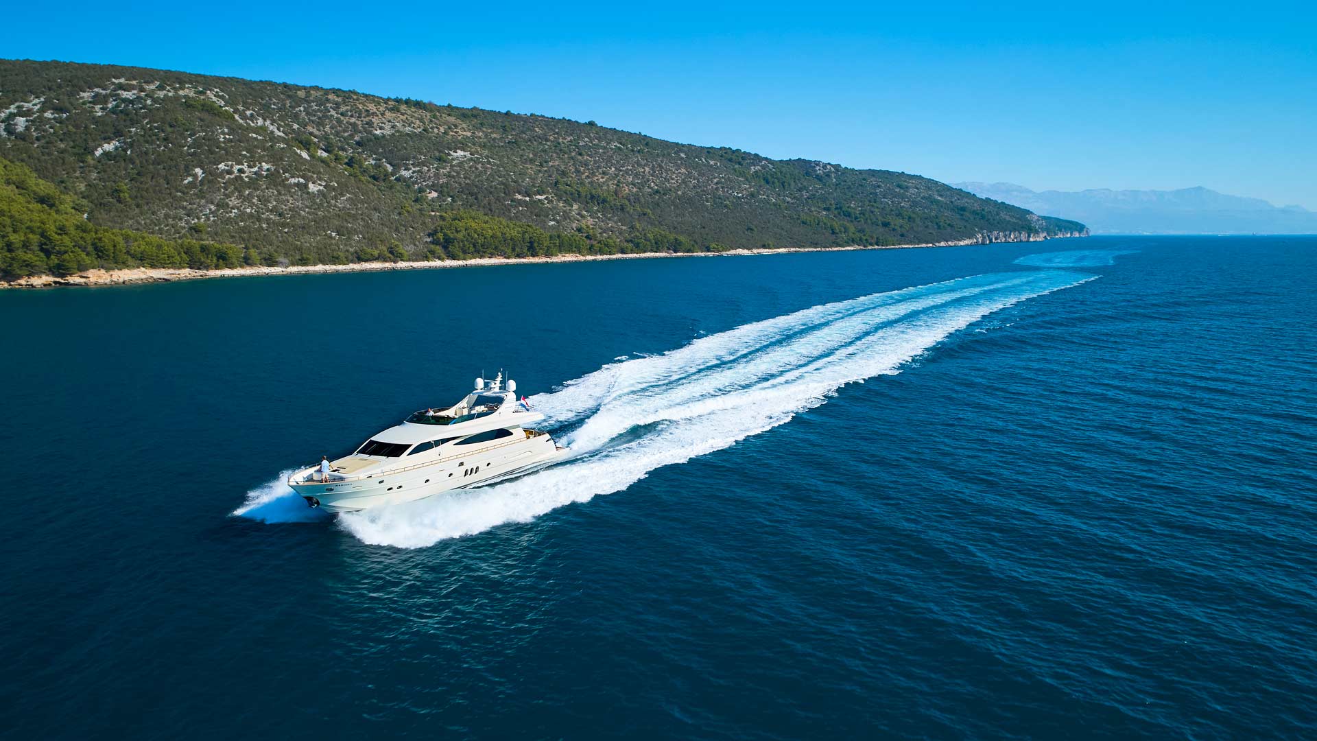 Photo #5 - Canados 86 (Karisma) en Baska Voda - 23431