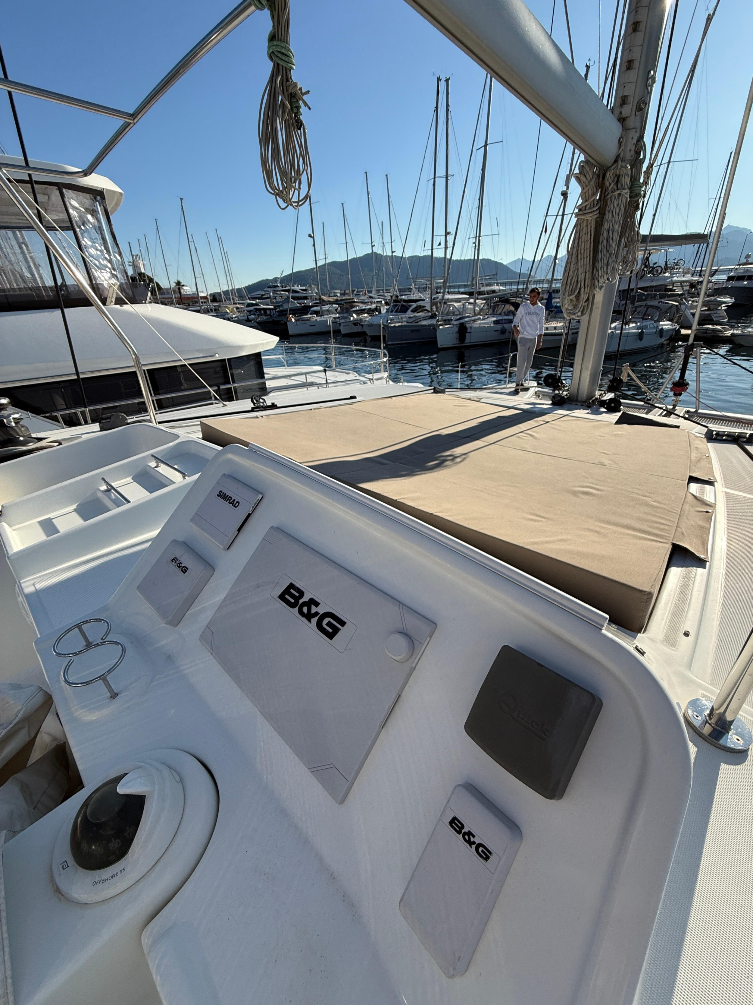 Photo #12 - Lagoon 450 Fly (Lu Lu) in Marmaris - 23355