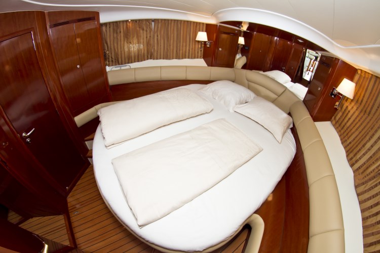 Photo #4 - Jeanneau Prestige 46 Fly (Day Dreamer) in Primosten - 21368