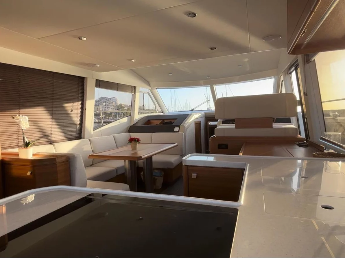 Greenline 48 Fly (Rosa dei Venti) Interior image - 4