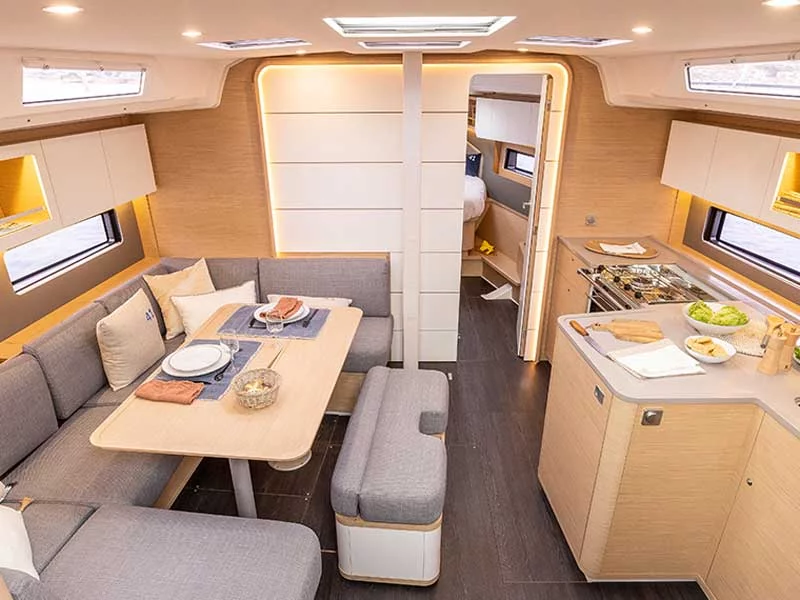 Dufour 41 (AMUNÍ) Interior image - 1