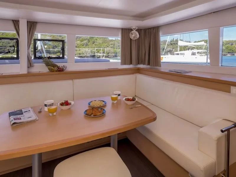 Lagoon 450 Fly (Endurance) Interior image - 1