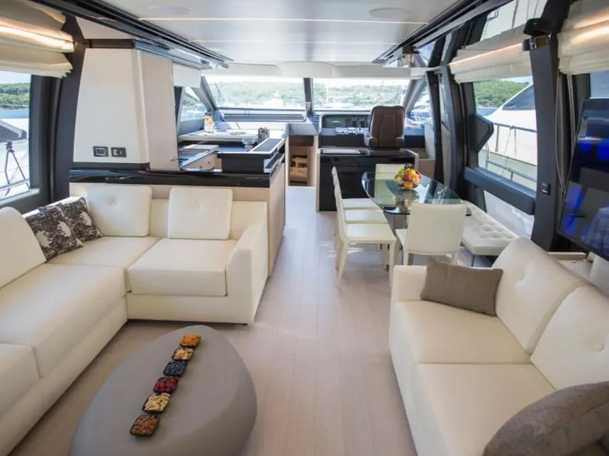 Azimut 72 (Alyss) Interior image - 142